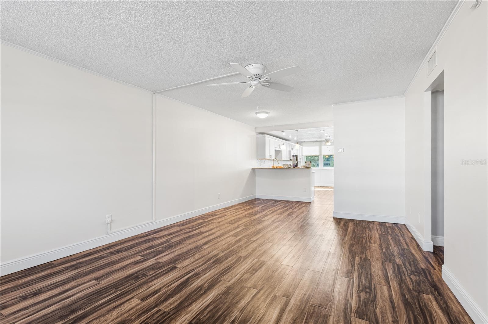 4915 Bay St NE #224 photo 3