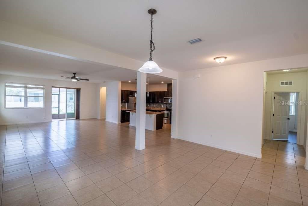 11517 Palmetto Sands CT photo 2