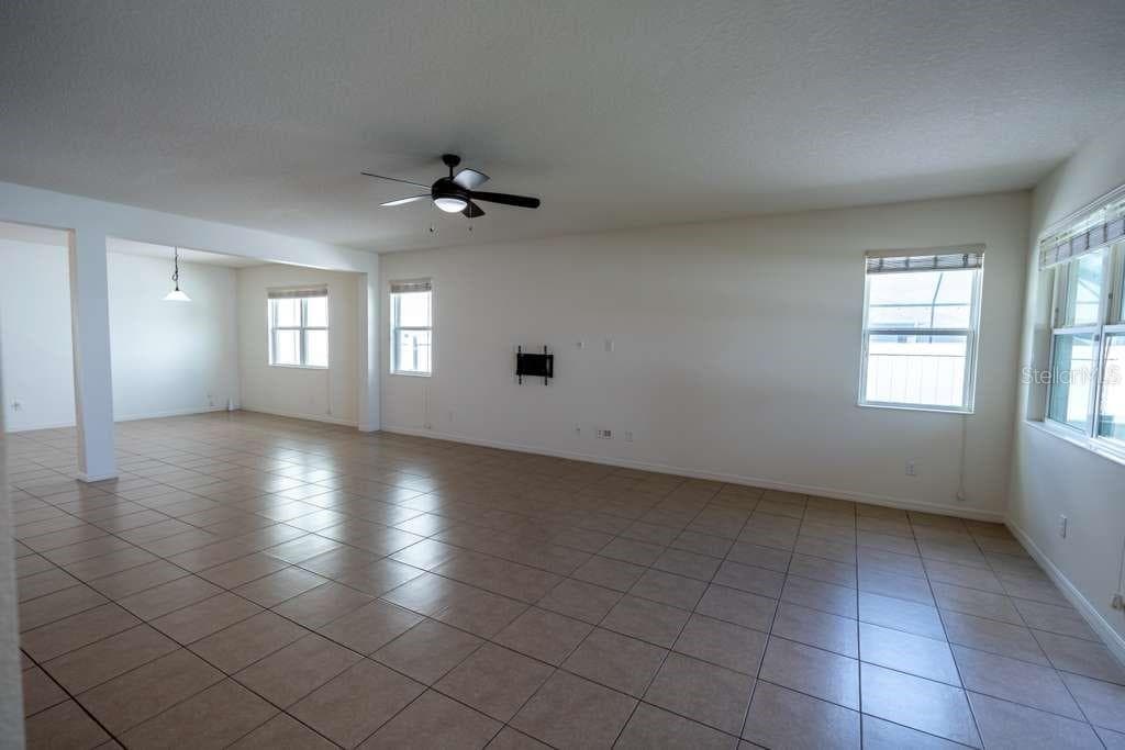 11517 Palmetto Sands CT photo 5