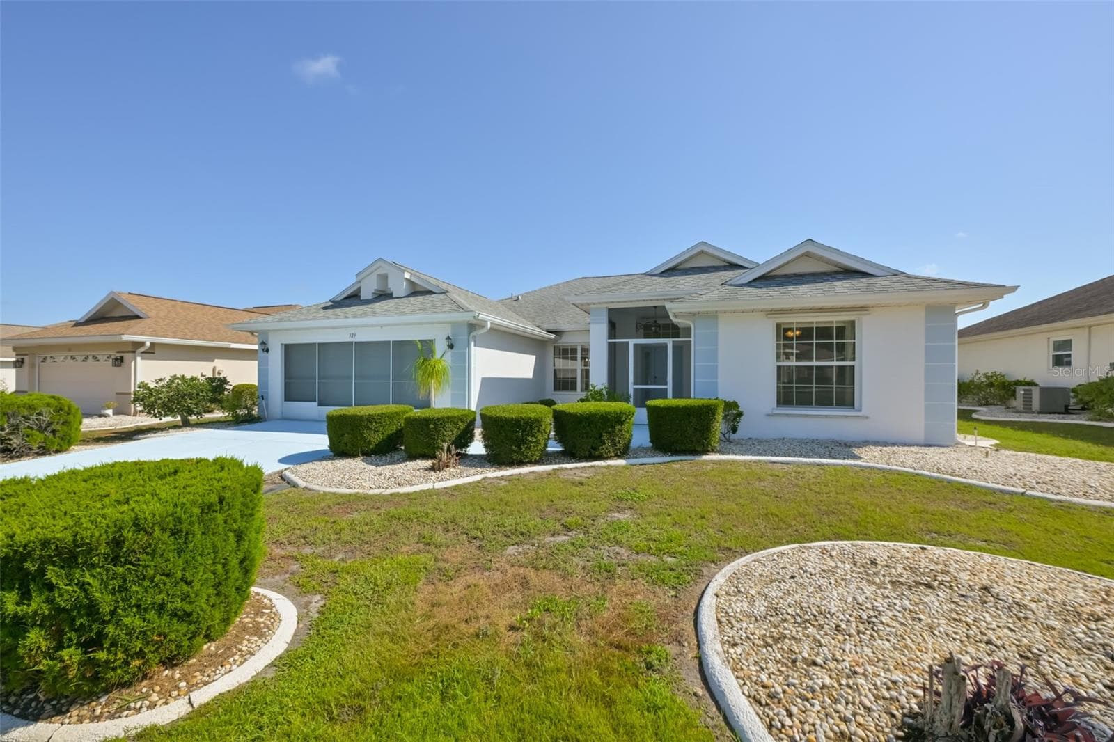 323 Caloosa Palms CT photo 2