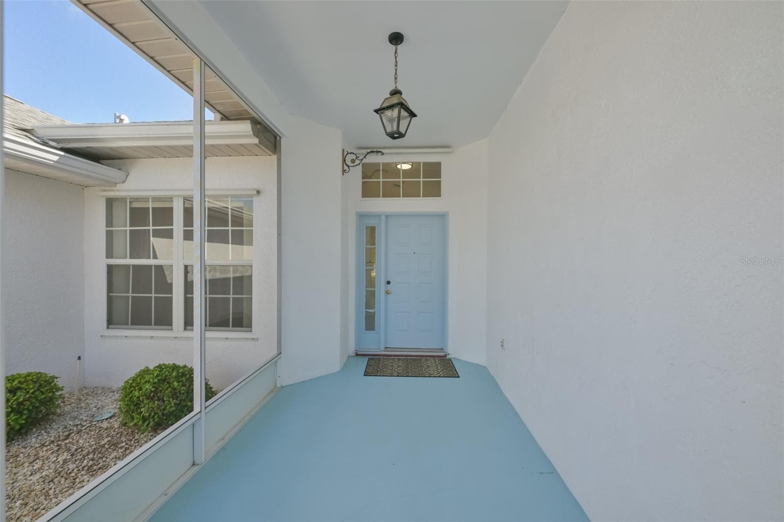 323 Caloosa Palms CT photo 4
