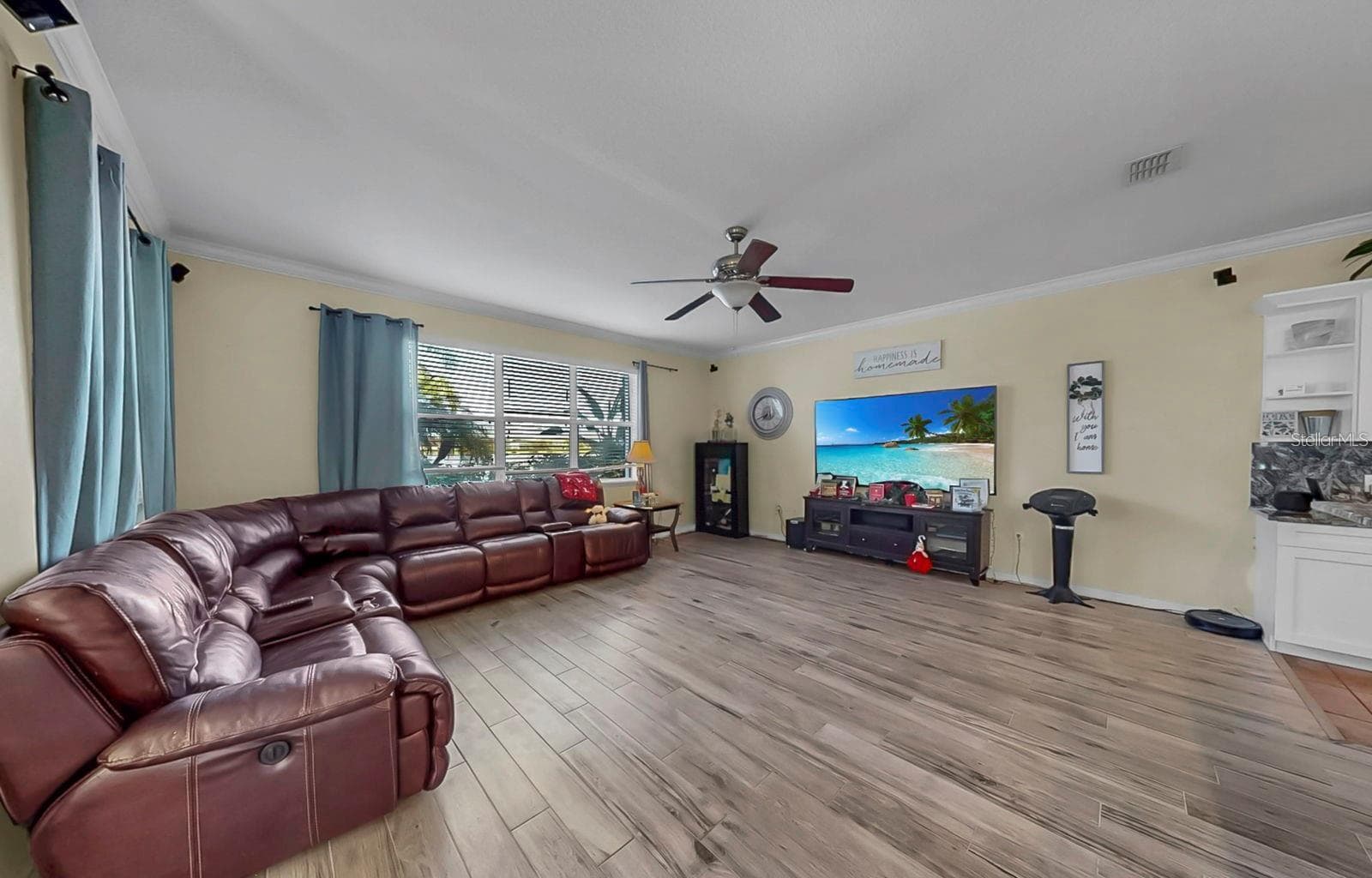 5457 Sandy Shell Dr photo 4