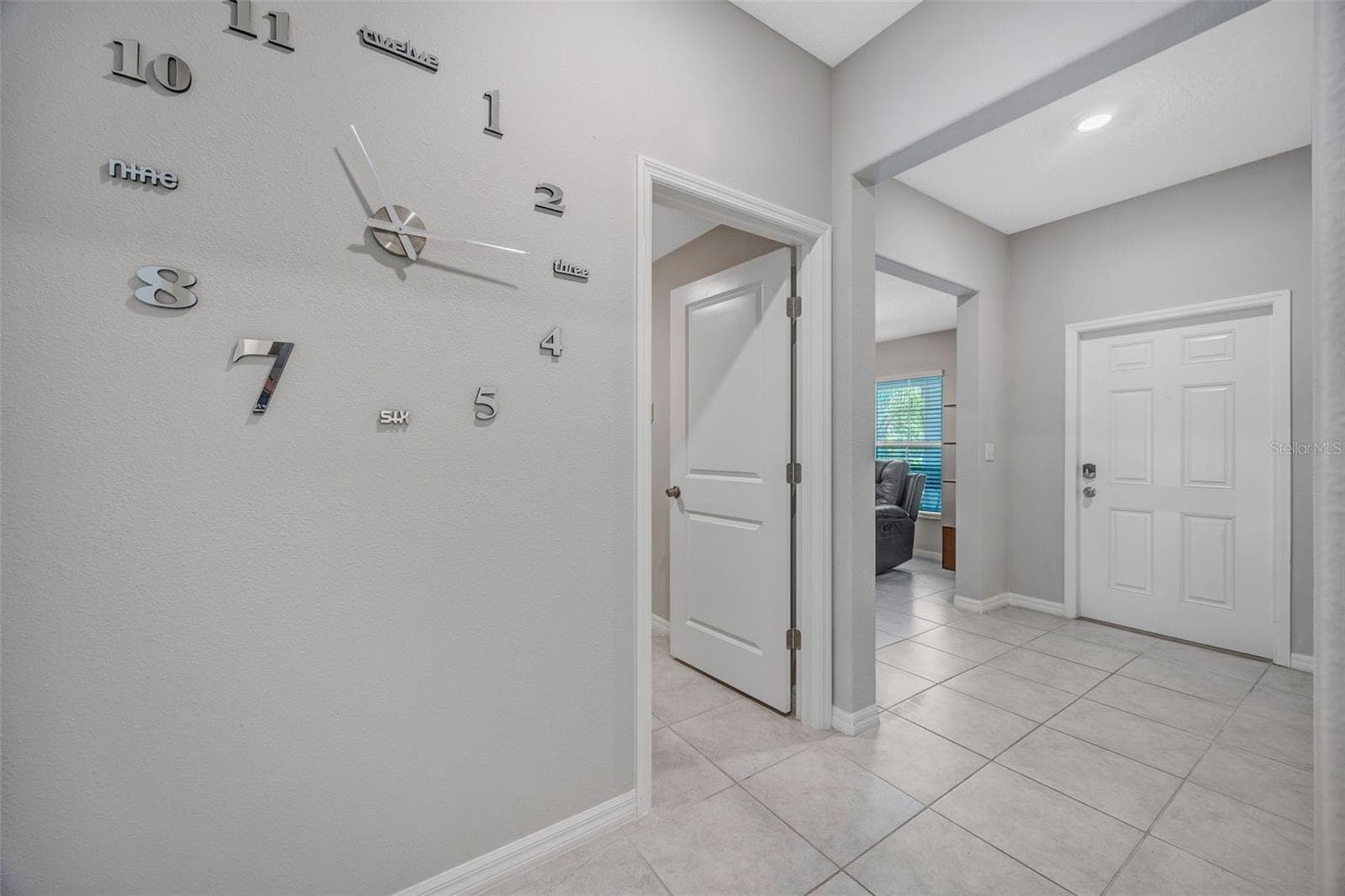 138 Rain Berry Ave photo 5