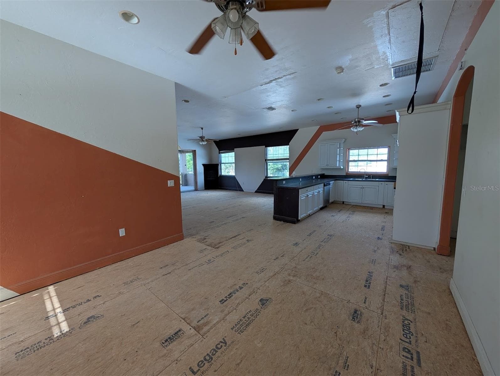 3006 Hawthorne St photo 5