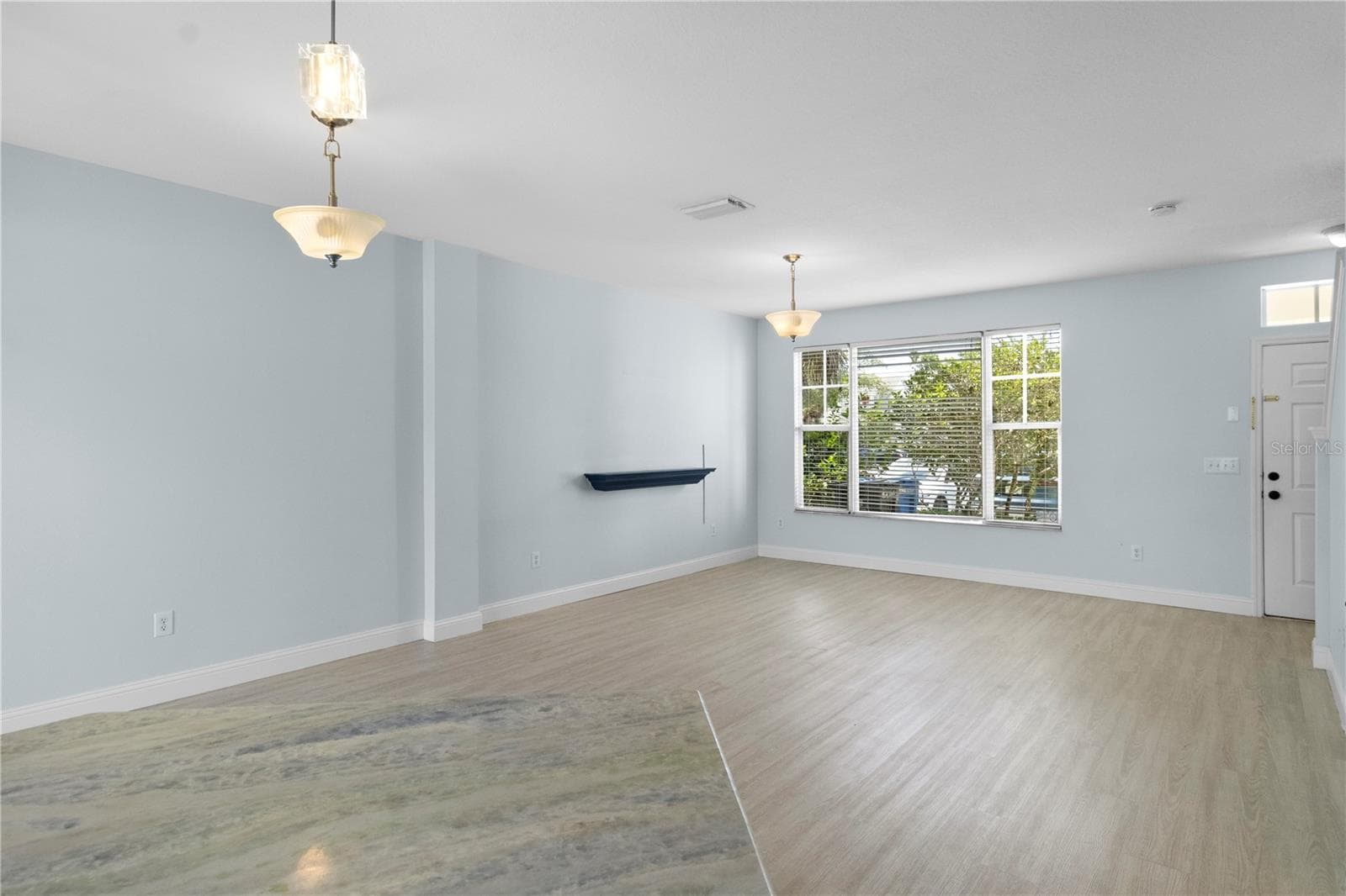 12294 Country White Cir photo 5