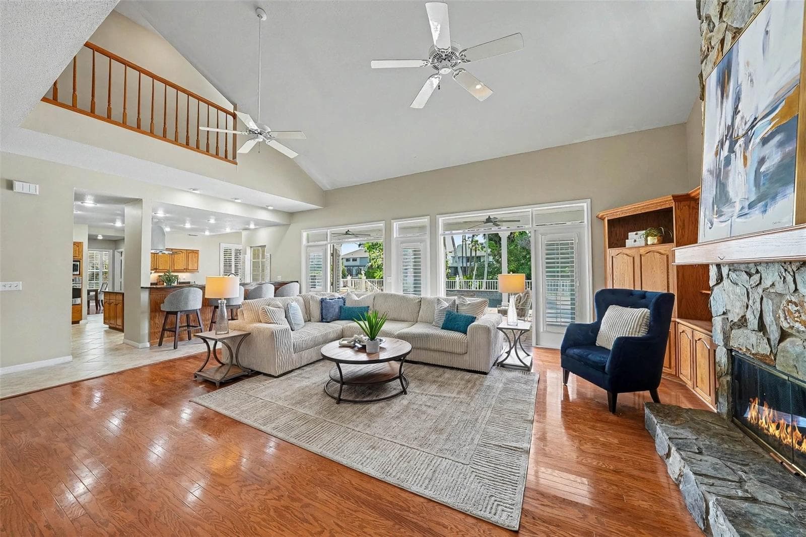 833 Marco Dr NE photo 4