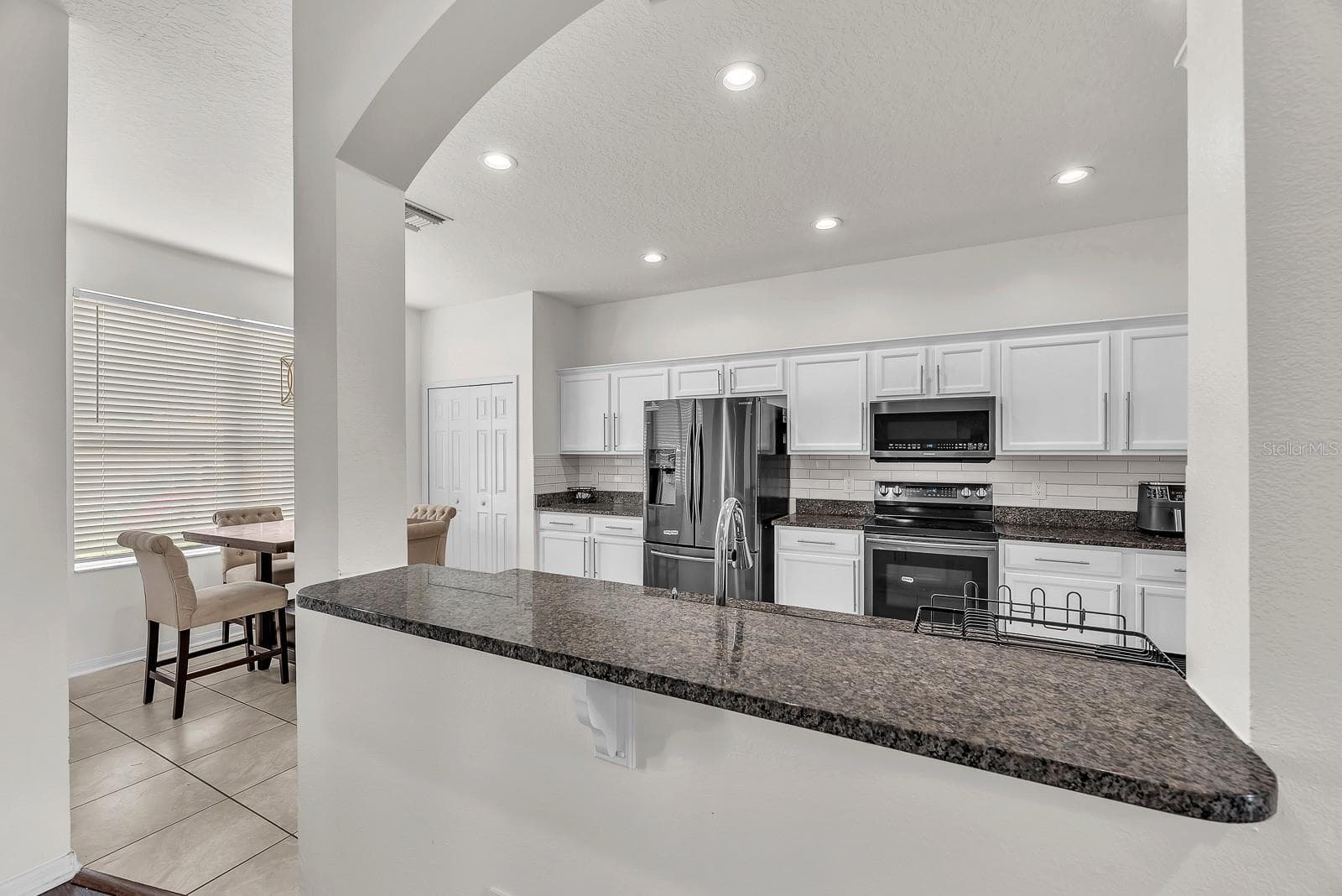 9625 Baton Rouge Ln photo 4