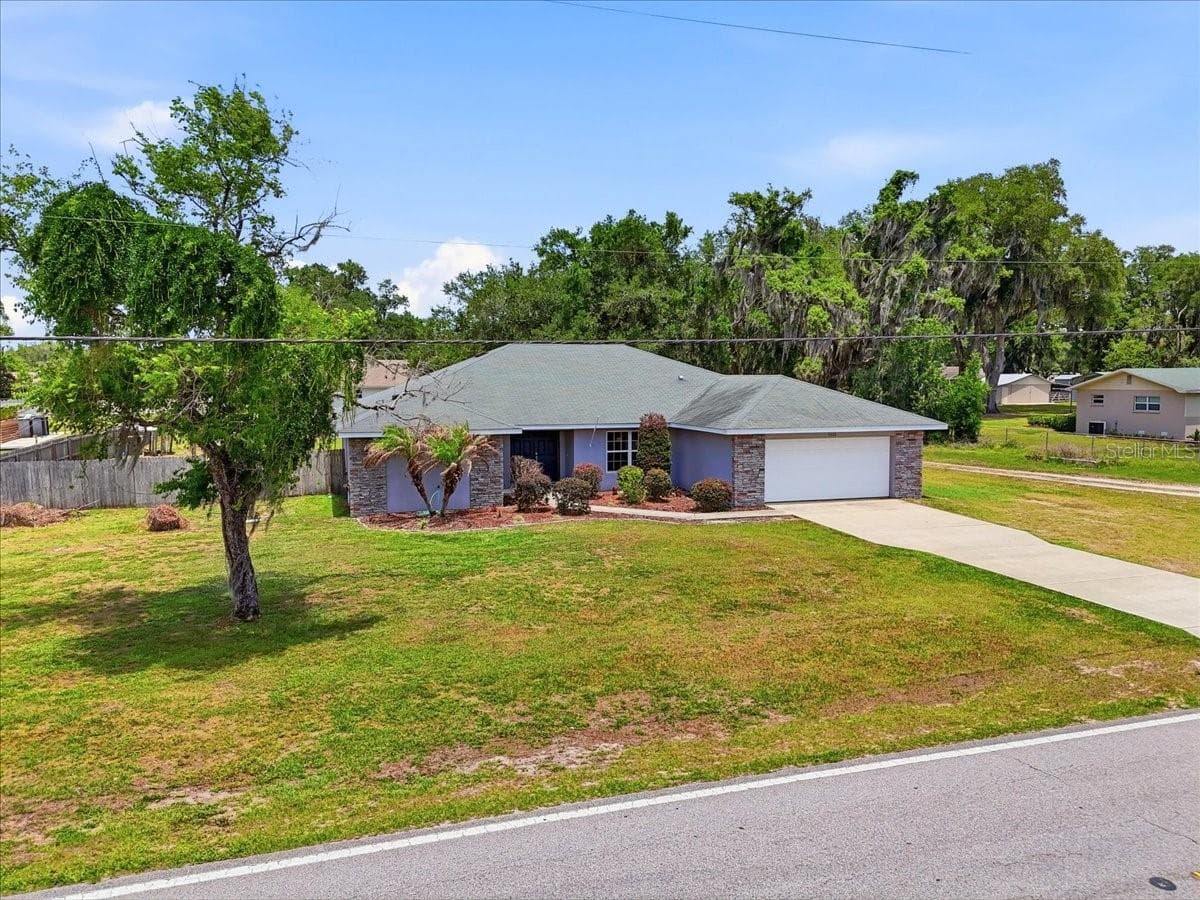 1233 Parker Rd photo 3