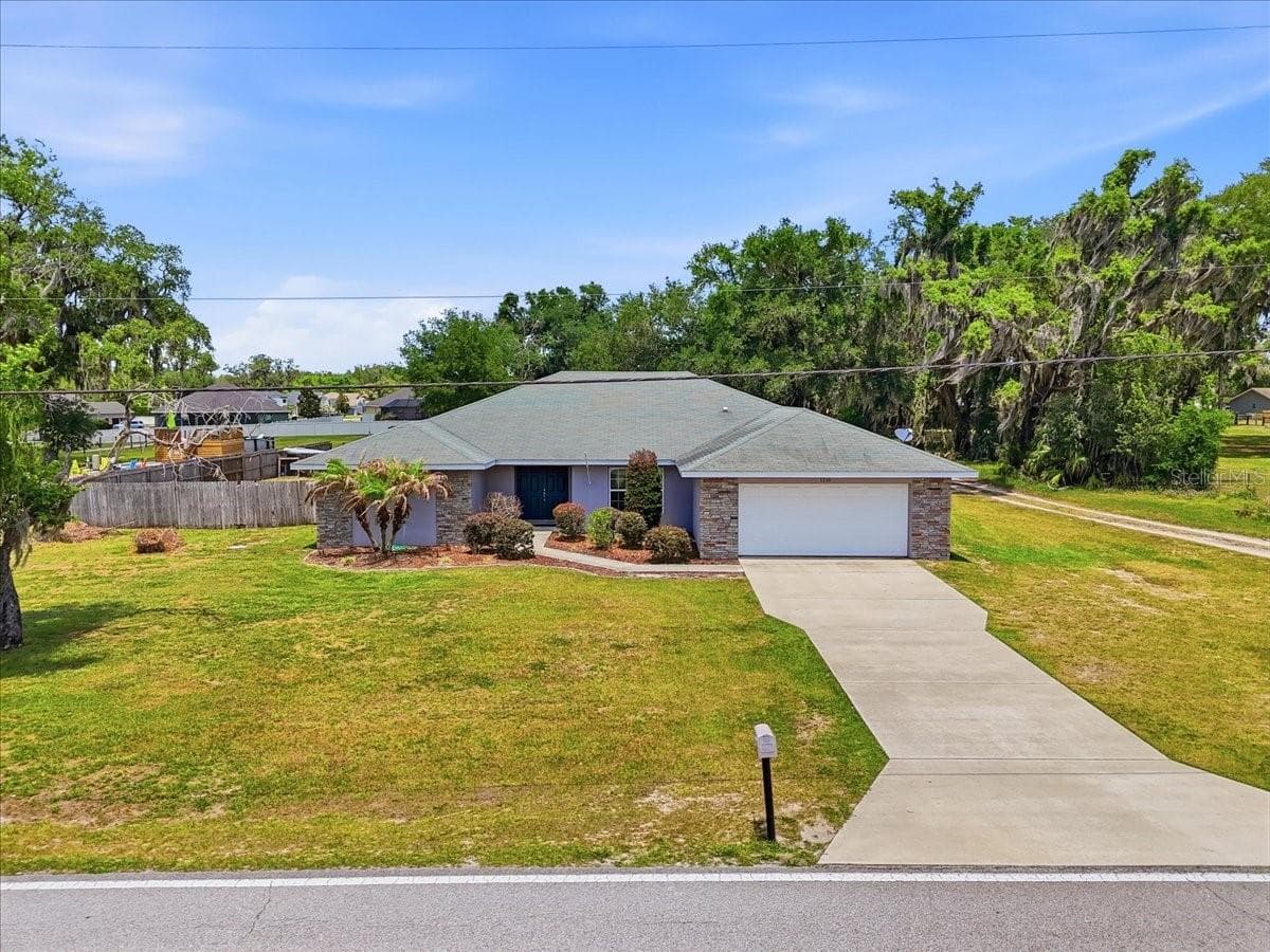 1233 Parker Rd photo 5
