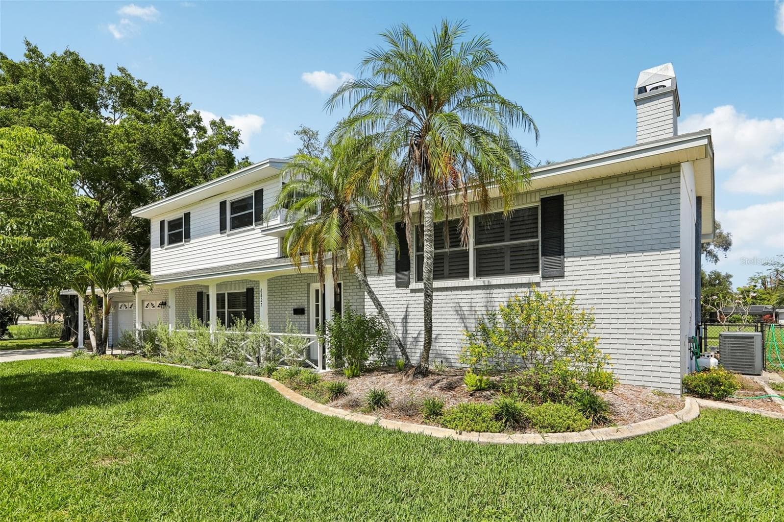 6827 Tequesta Dr photo 3