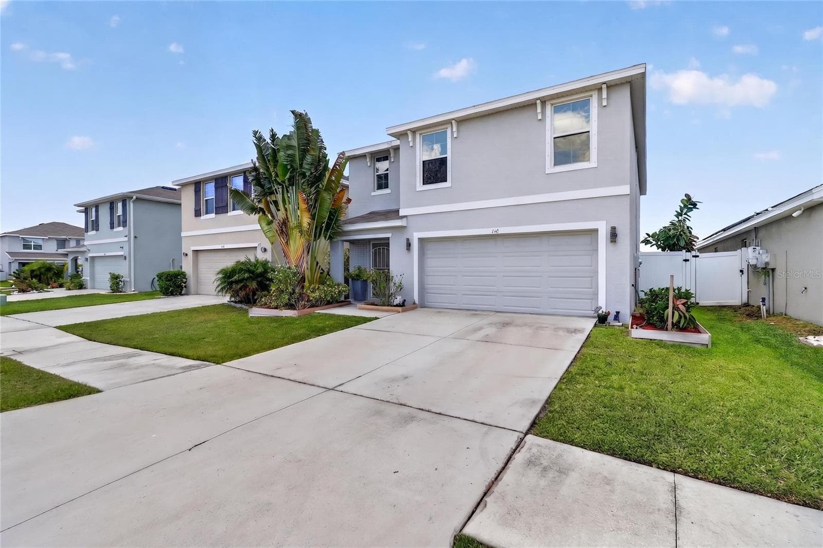 440 Olive Conch St photo 2