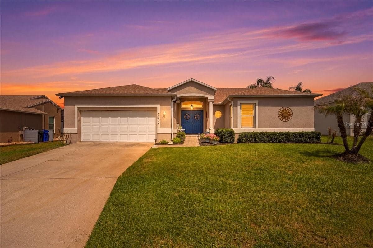 5832 Swallow Dr photo 2