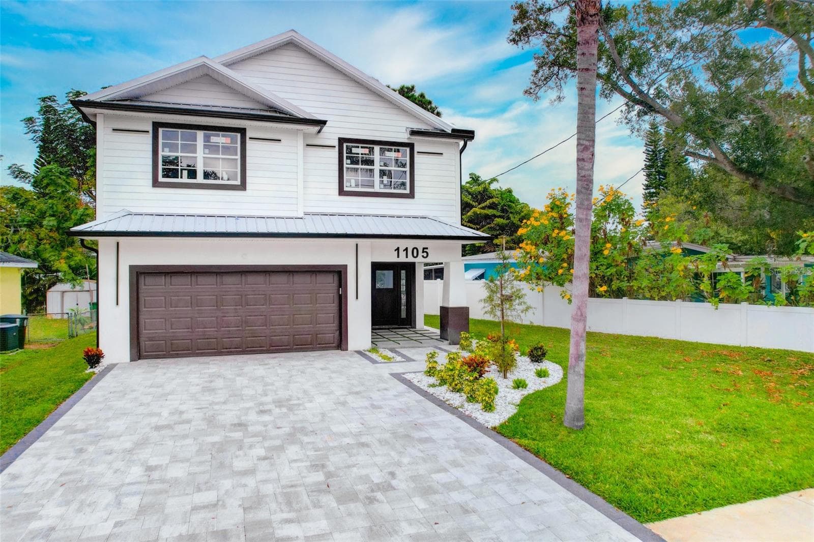 1105 Conant Ave photo 2
