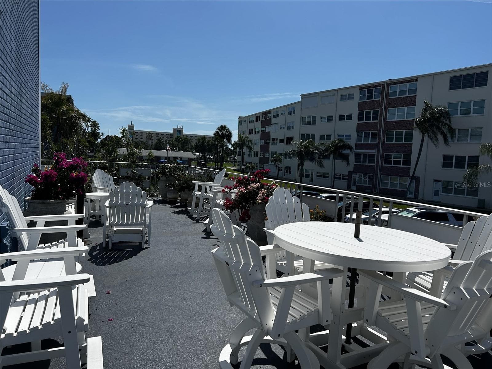 5555 Gulf Blvd #310 photo 2