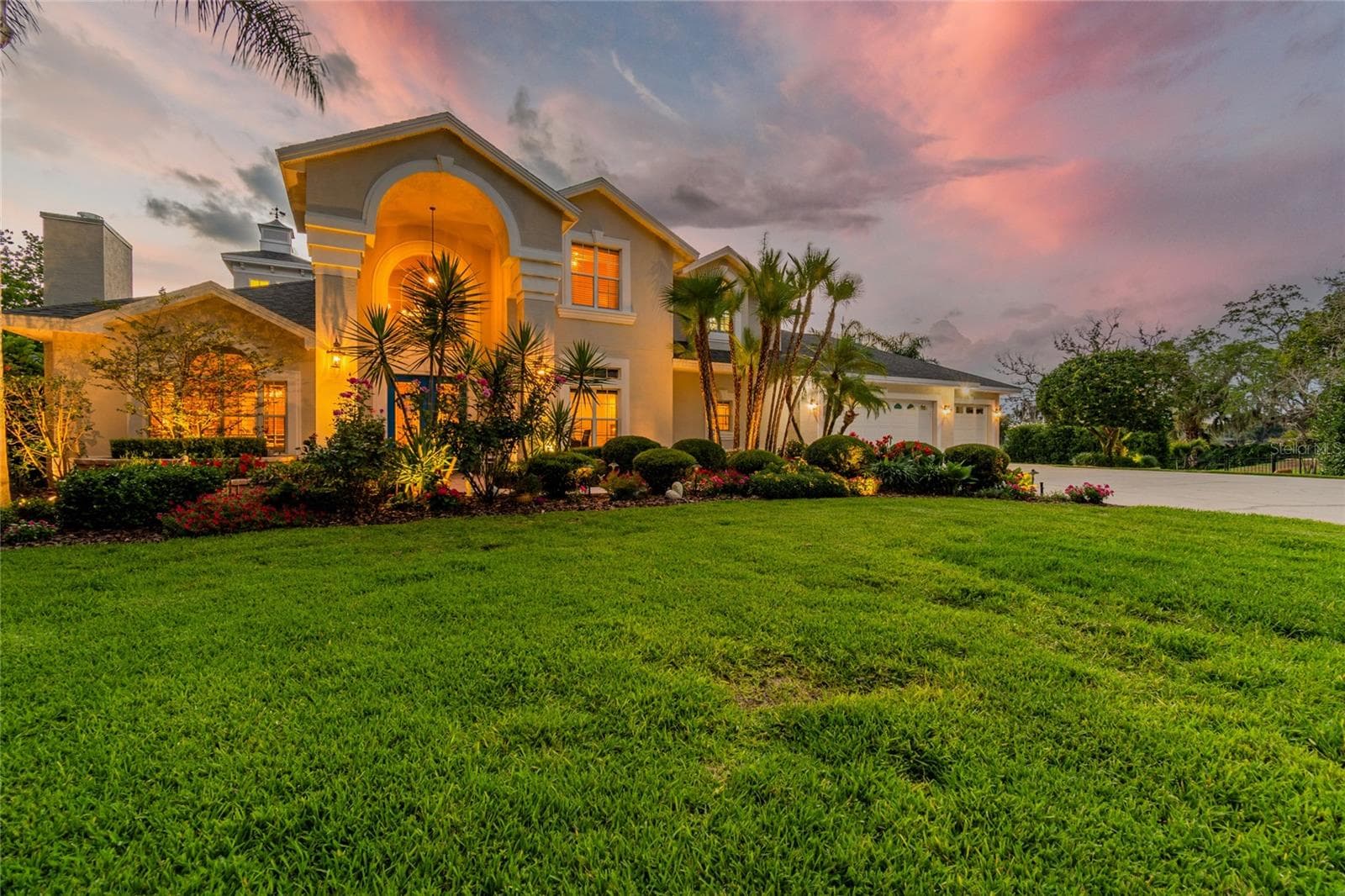 5851 Cachette DE Riviera CT photo 3