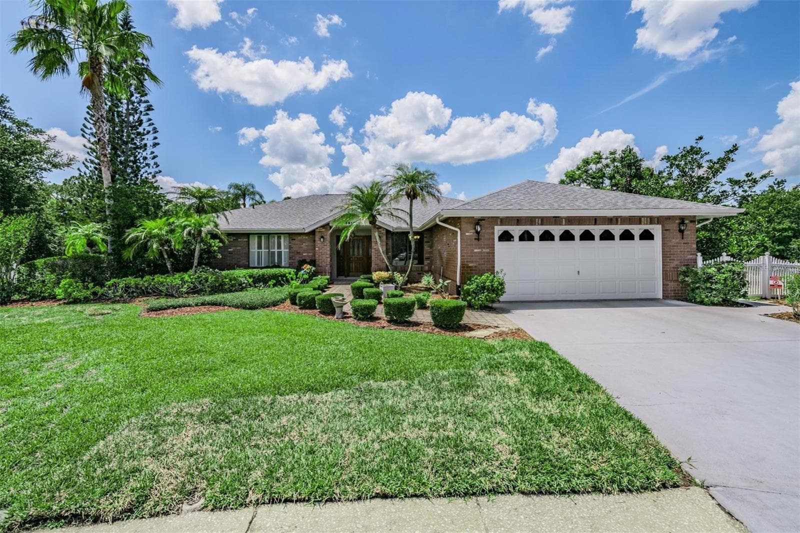 3817 Nicholas Cir photo 5