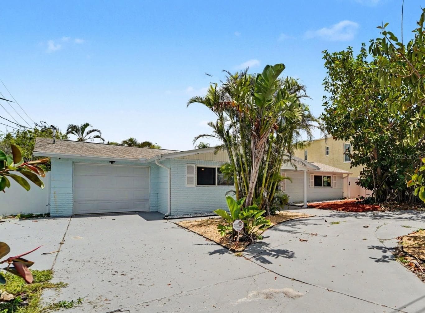 13714 Allyn Dr photo 4