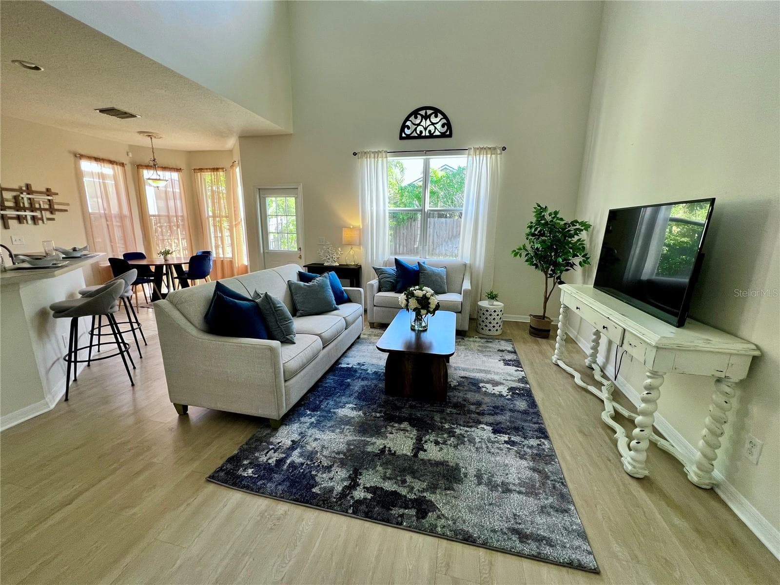 411 Durham Shore CT photo 3