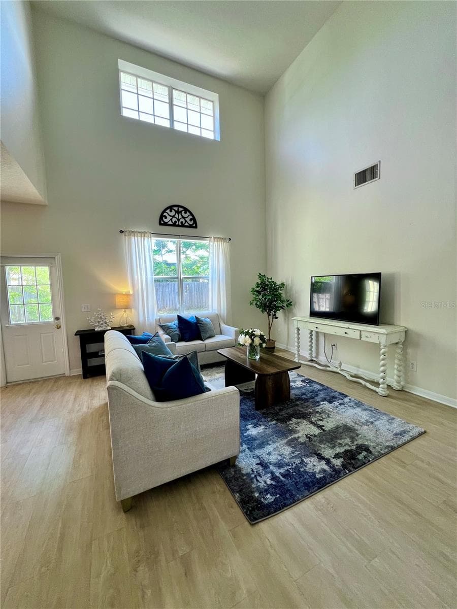 411 Durham Shore CT photo 4