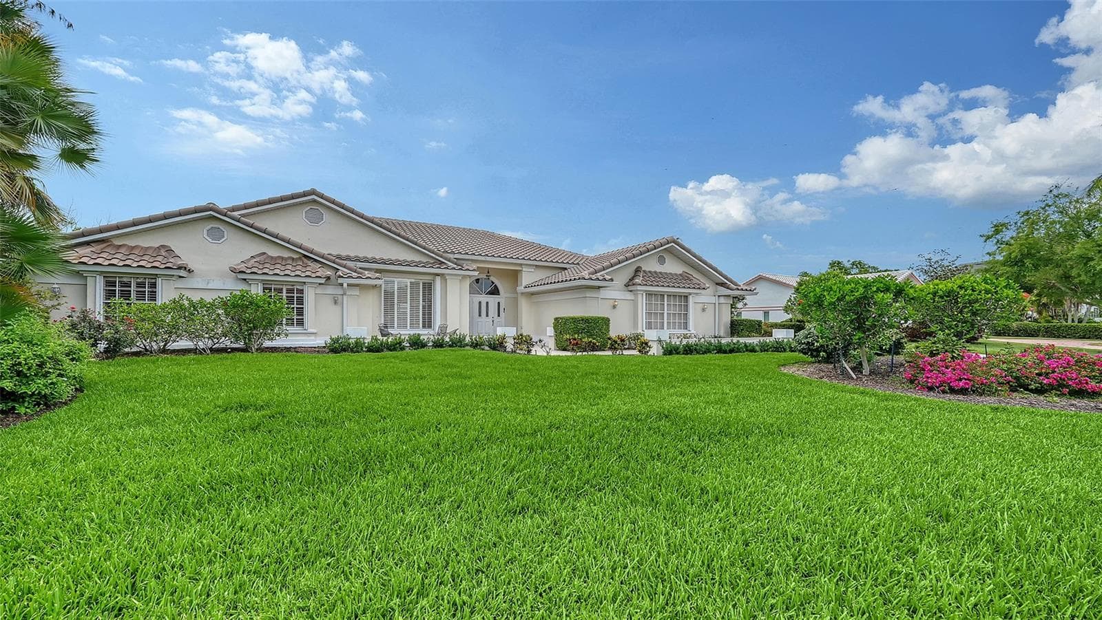 3988 Losillias Dr photo 3