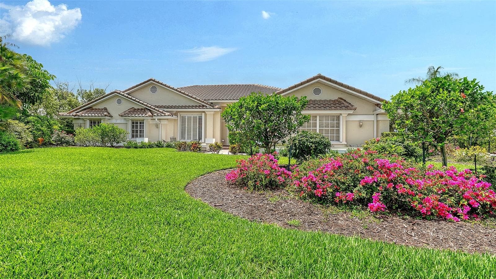 3988 Losillias Dr photo 4