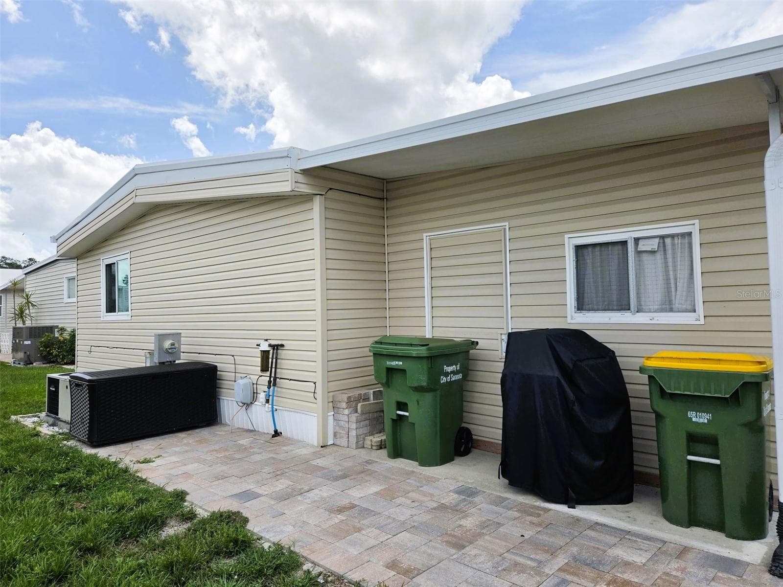 3227 Bayberry Ter photo 5