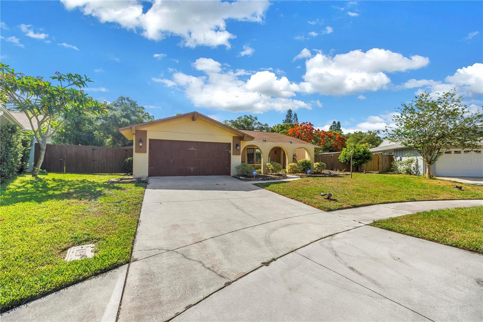 10657 Del Prado Dr E photo 4