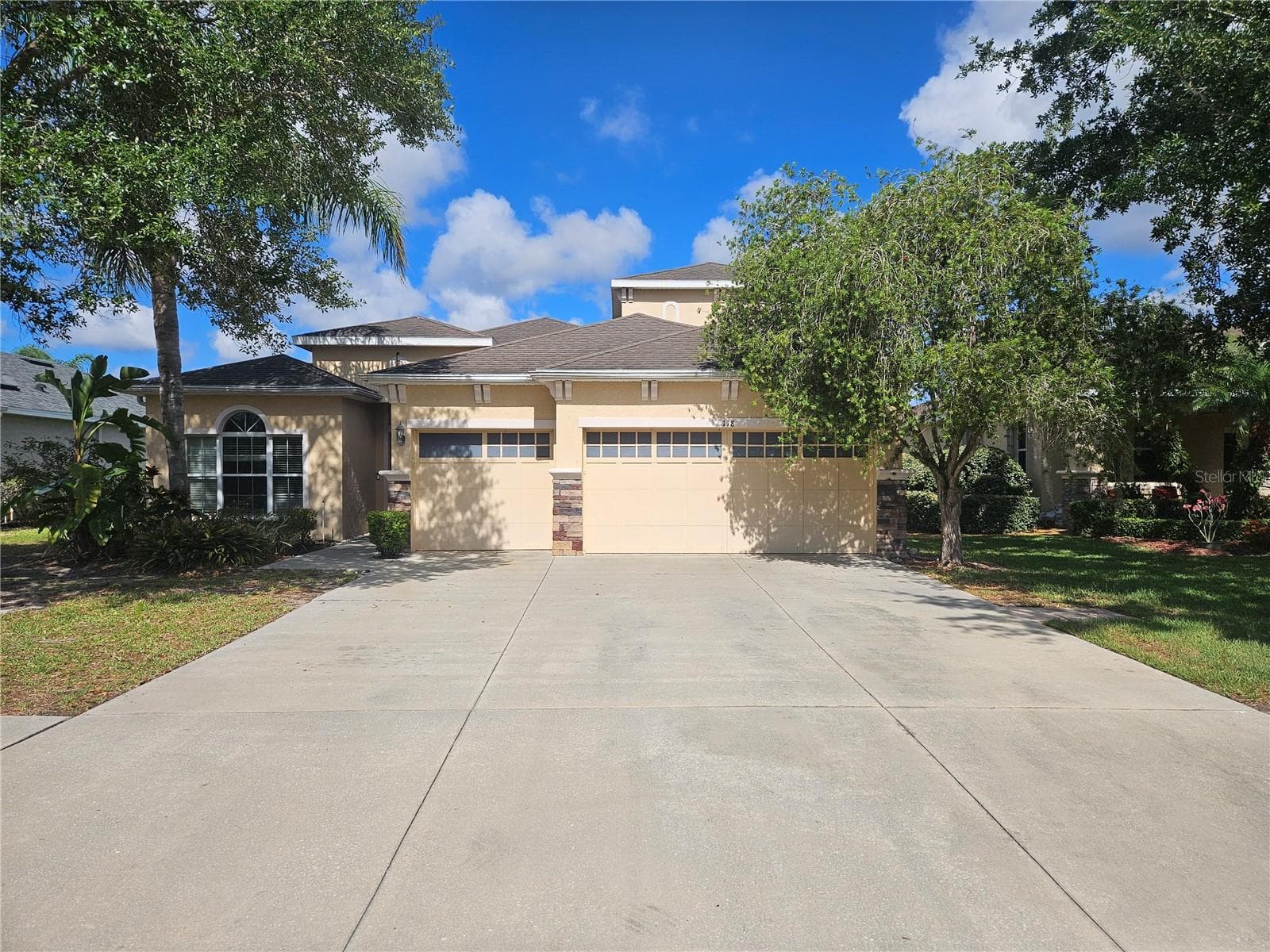 118 Peony CT photo 2