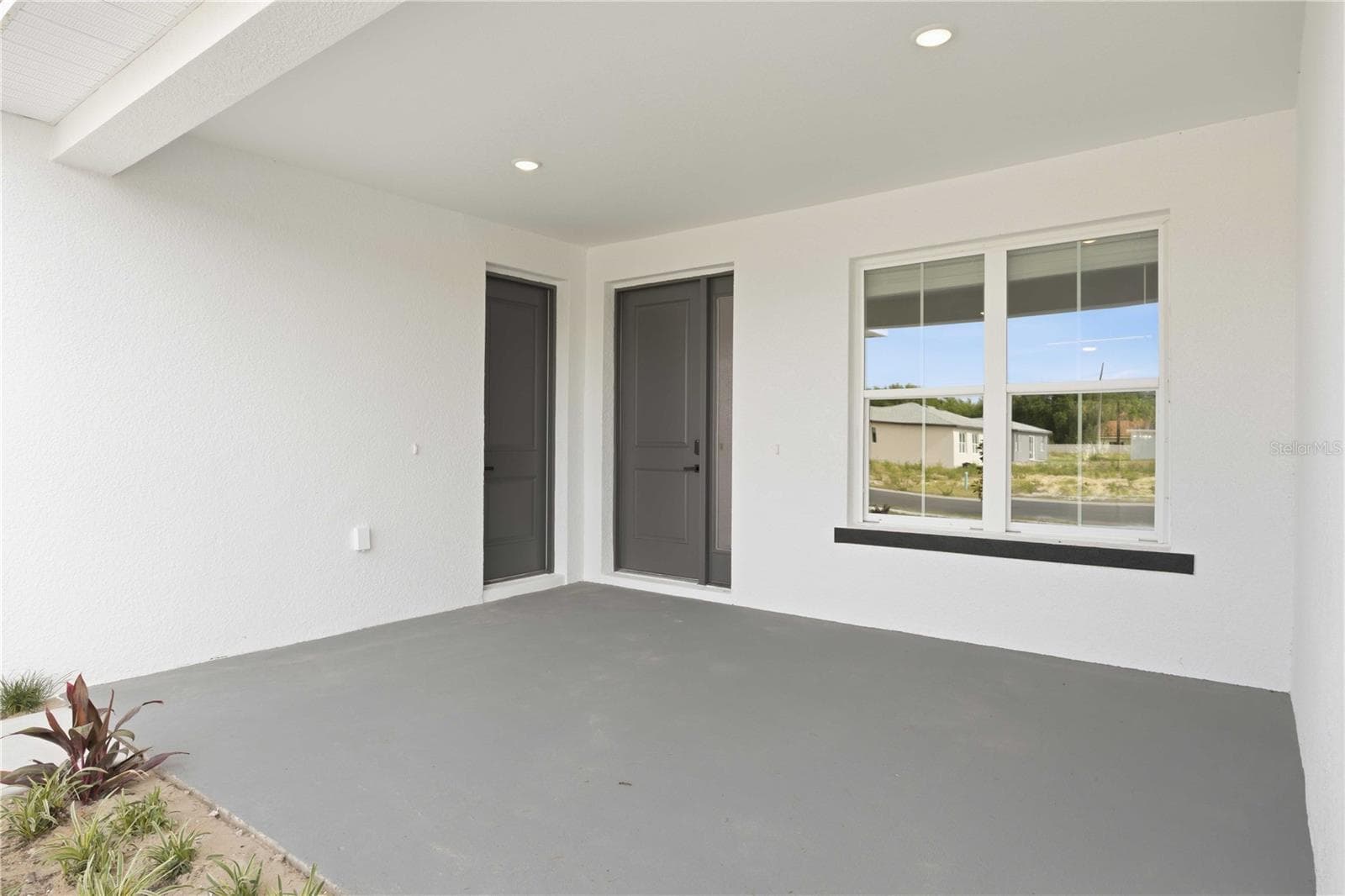 2112 River Hawk Loop photo 4