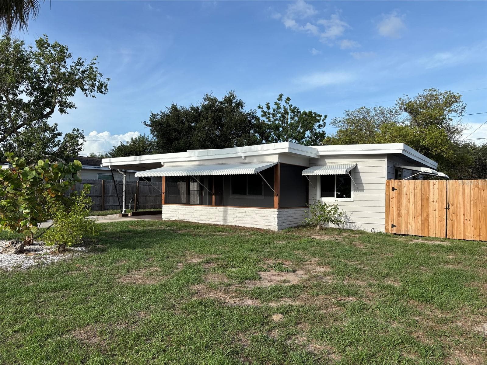 5165 104th Way N photo 2