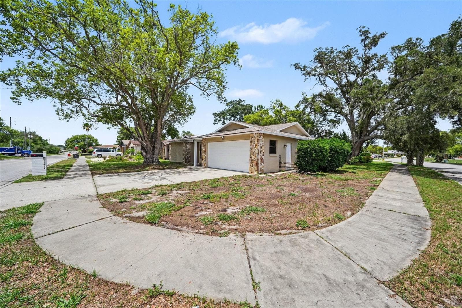 11424 Scallop Dr photo 3