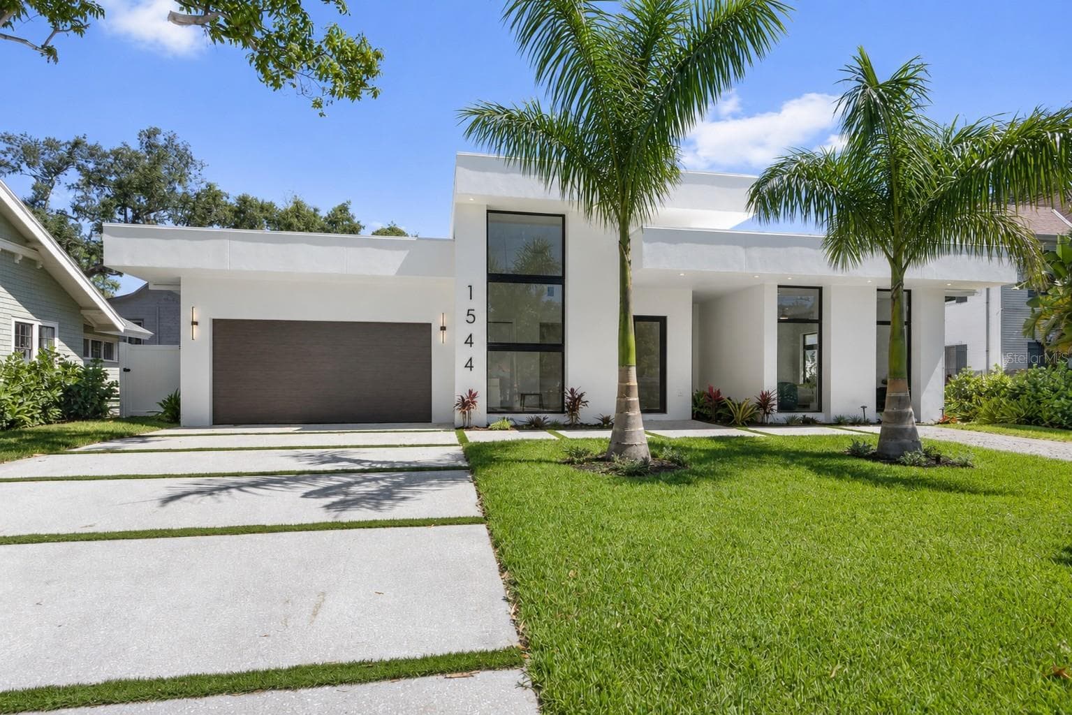 1544 3rd Ave W photo 3