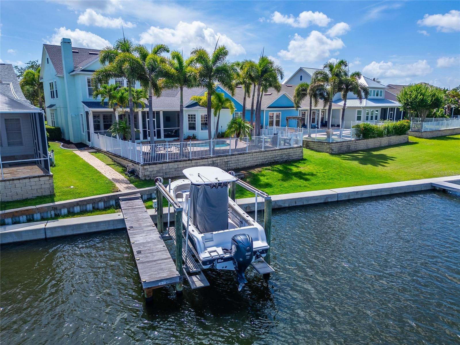 5722 Sea Trout Pl photo 2