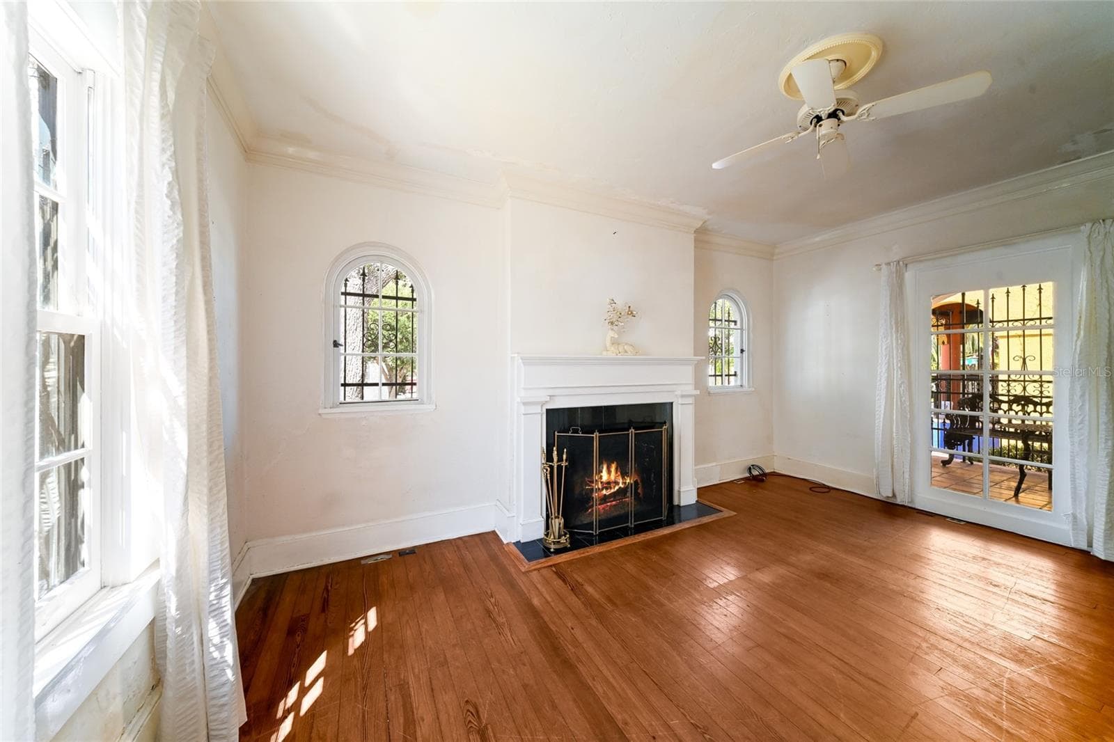 411 Burns Court photo 5
