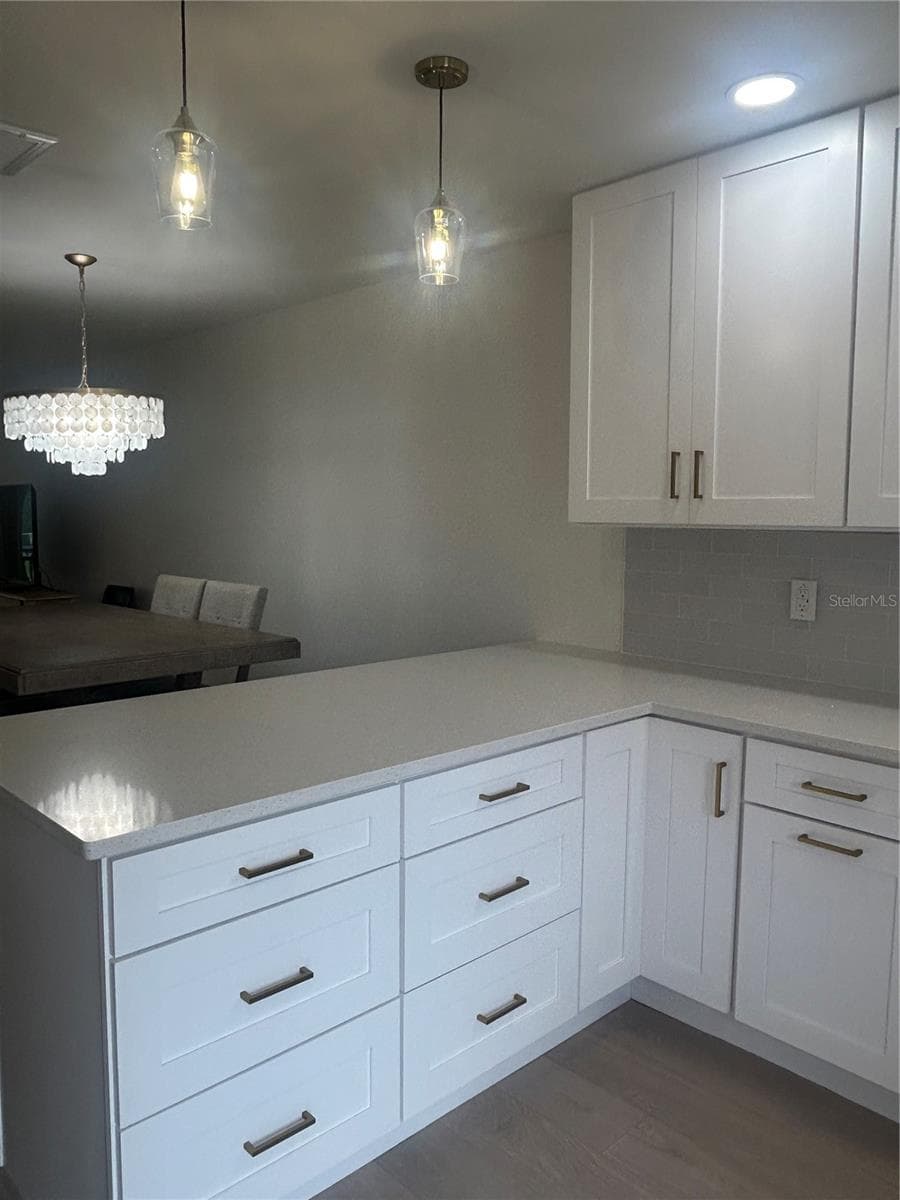 1624 Stickney Point Rd #101 photo 4
