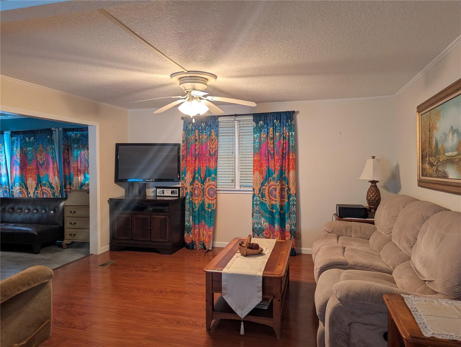 526 Cassandra Ln photo 5