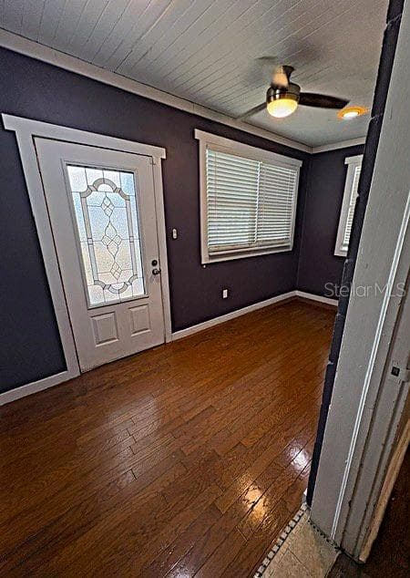 1002 Oakhill St photo 2
