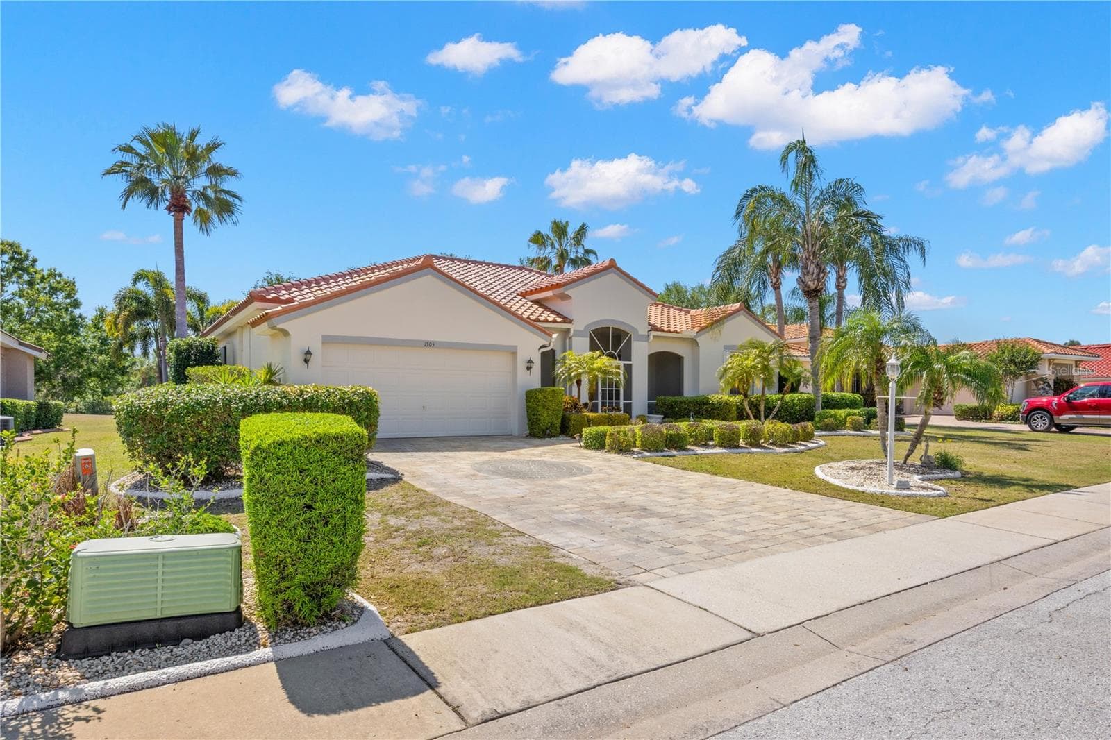 1305 Crystal Greens Dr photo 3