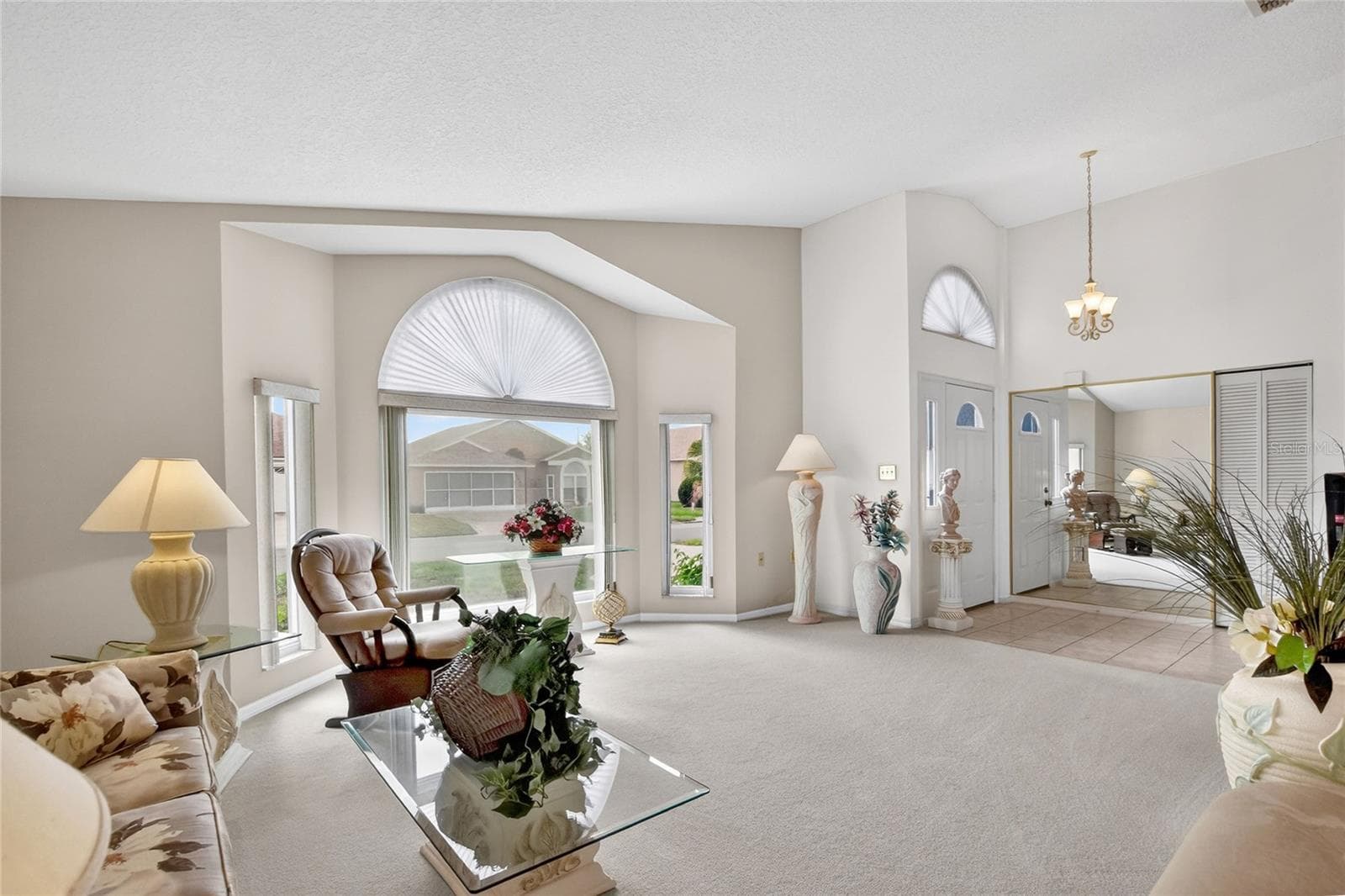 6068 Swallow Dr photo 4