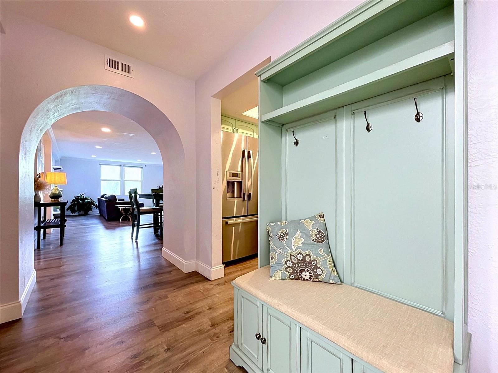 4651 1st St NE #311 photo 3