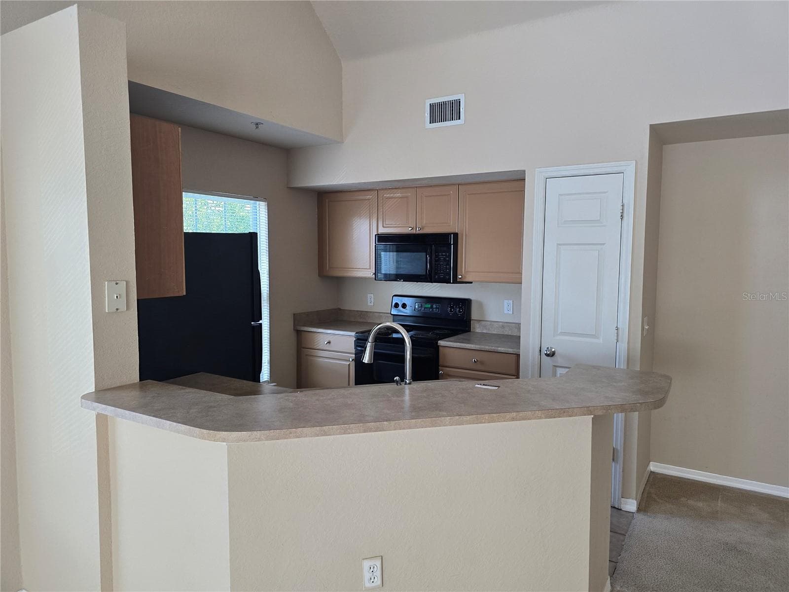 5601 Rosehill Rd #203 photo 2