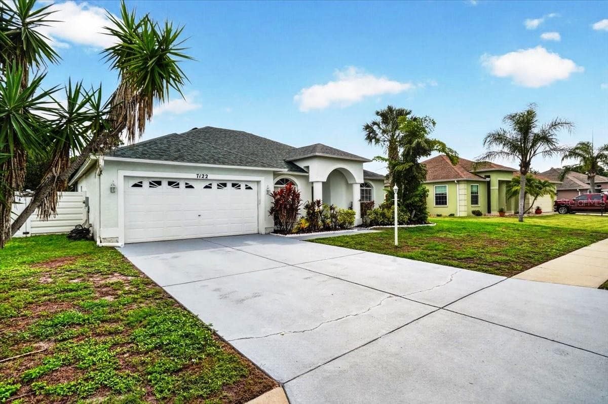 7122 87th Ln E photo 3