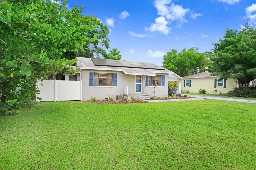 4415 W Bay Villa Ave photo 2
