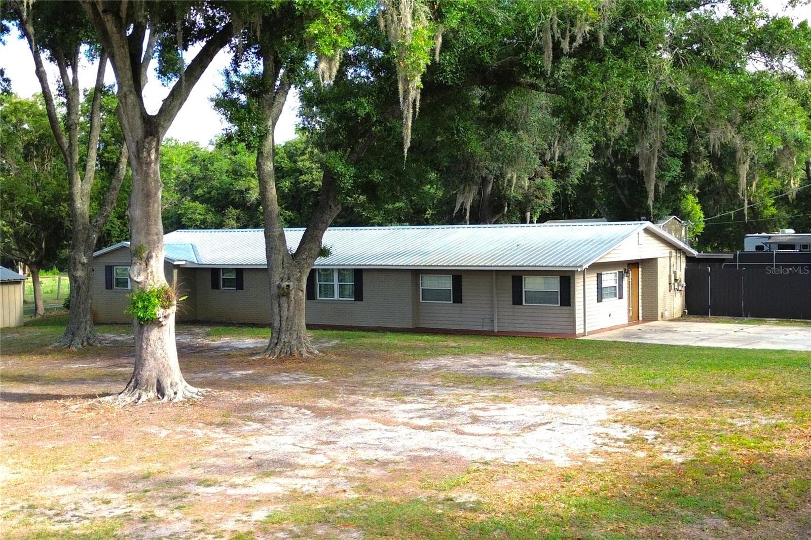5009 Vaughn Rd photo 2