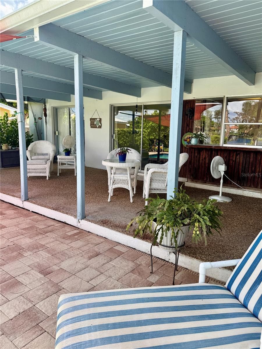 17109 Rainbow Terrace photo 5