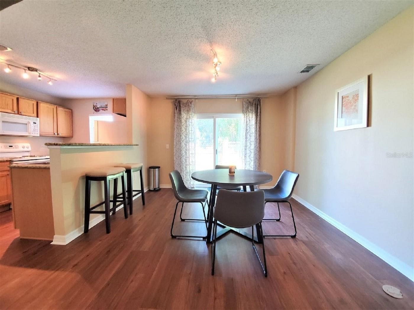 9870 Ashburn Lake Dr photo 5