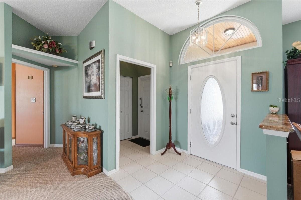 5767 Sandpipers Dr photo 3