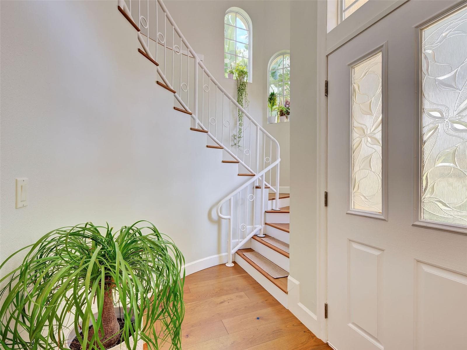 5026 Hanging Moss Ln photo 3