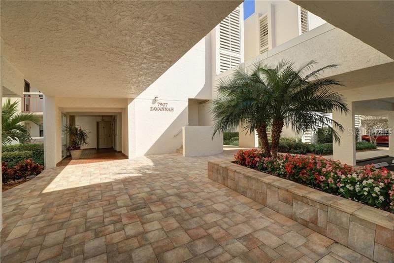 7907 Sailboat Key Blvd S #105 photo 2