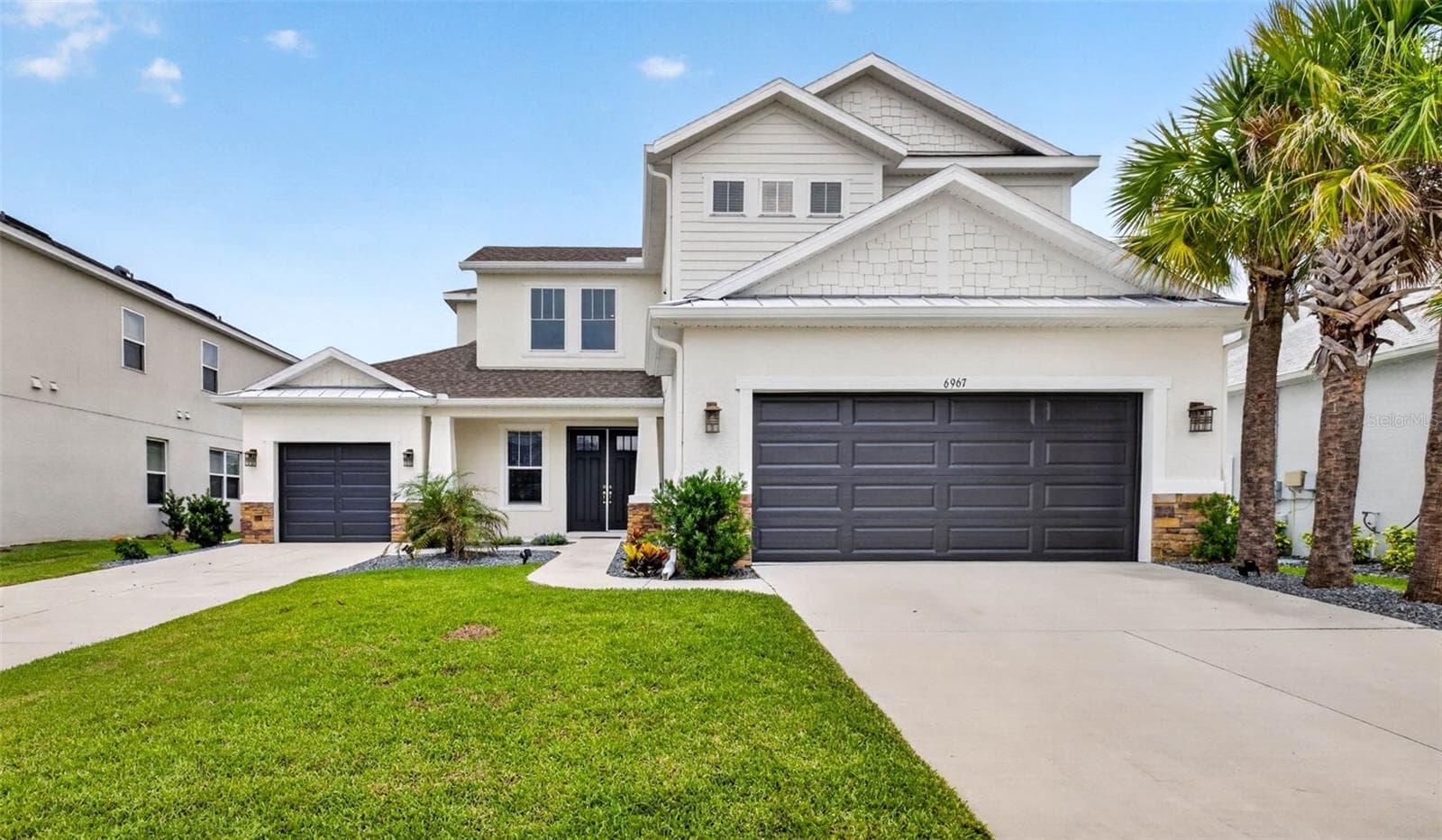 6967 Talamore Dr photo 2